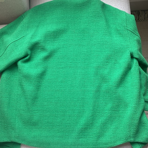 Aritzia - Babaton Joan Jacket in Green - Picture 8 of 8